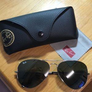 Authentic Women’s Silver Aviator Mirror Ray-Ban